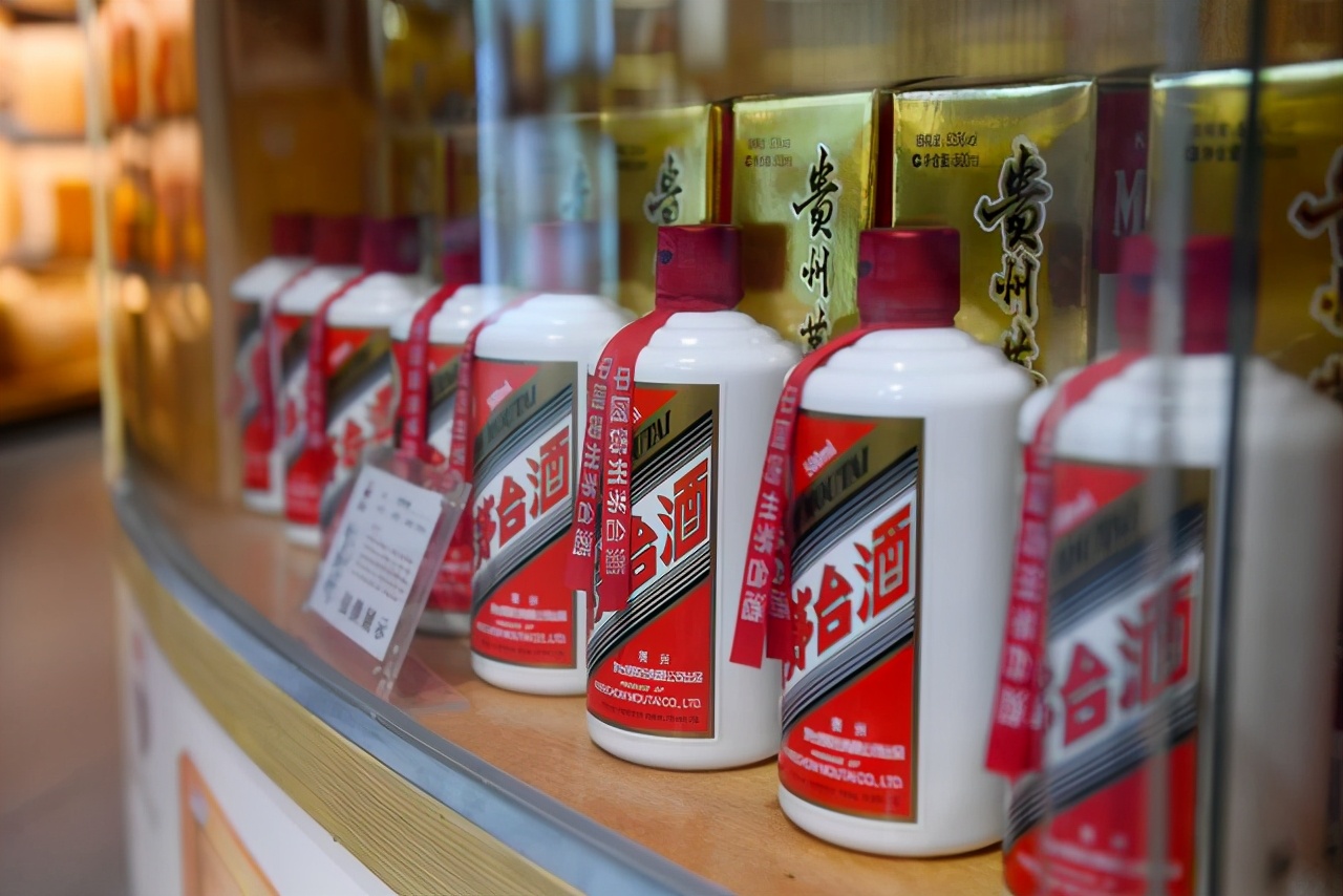 茅台酒出口版跟国内的区别图片,茅台出口版怎么看? 茅台酒出口版跟国内的区别图片,茅台出口版怎么看?