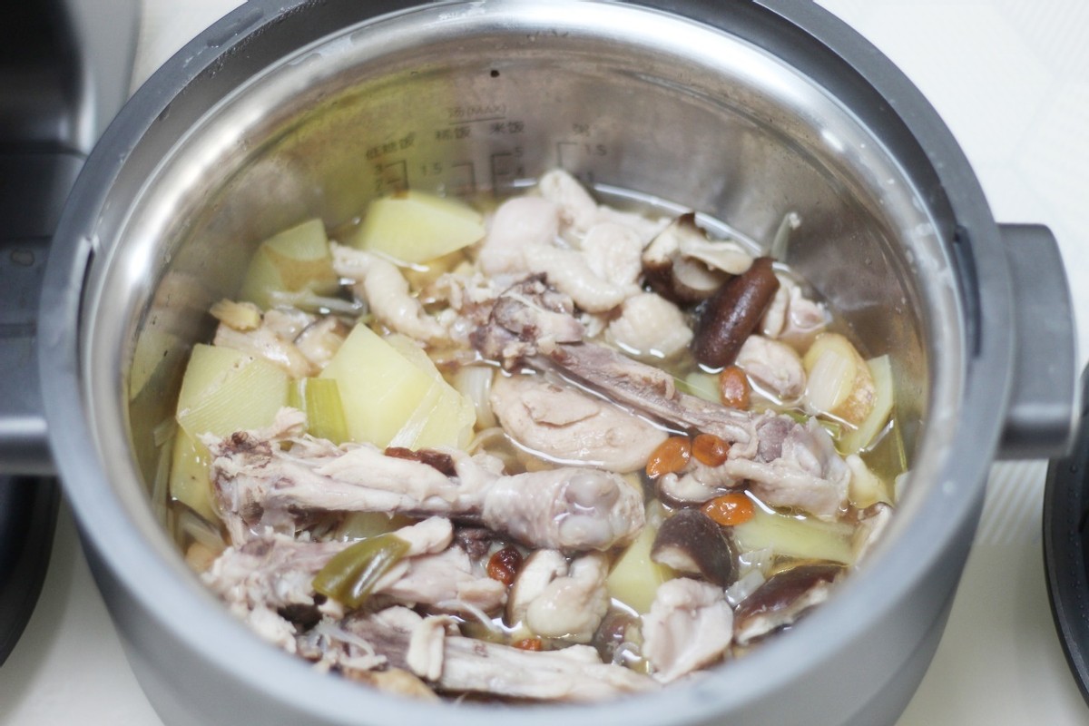 九阳蒸汽电饭煲怎么使用说明(九阳智能电饭煲使用说明) 九阳蒸汽电饭煲怎么使用说明(九阳智能电饭煲使用说明)