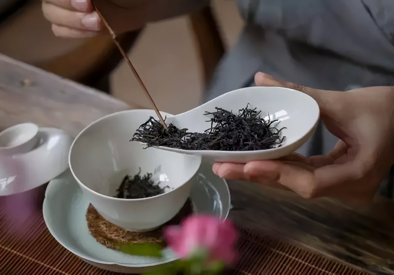 红茶的四大基本知识有哪些?关于红茶的基本知识资料 红茶的四大基本知识有哪些?关于红茶的基本知识资料