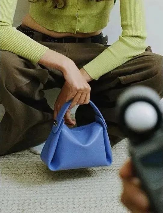女孩子什么包包比较合适?女生该不该买这些名牌包包? 女孩子什么包包比较合适?女生该不该买这些名牌包包?