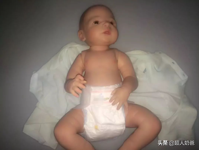 给宝宝选择衣服需要注意什么?买婴儿衣服需要注意什么? 给宝宝选择衣服需要注意什么?买婴儿衣服需要注意什么?
