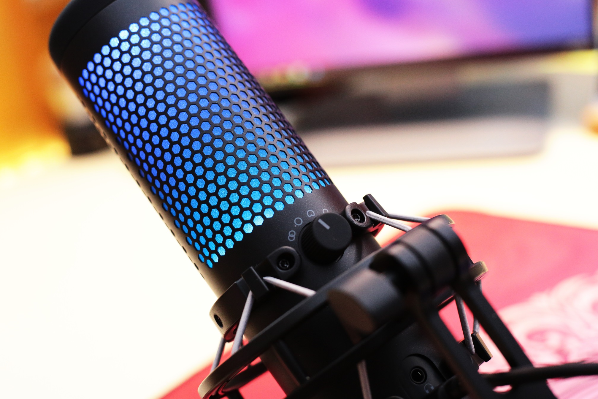 较好的无线麦克风什么牌子好?什么无线麦克风音质较好?全场最佳 HyperX 声浪S RGB专业麦克风 较好的无线麦克风什么牌子好?什么无线麦克风音质较好?全场最佳 HyperX 声浪S RGB专业麦克风