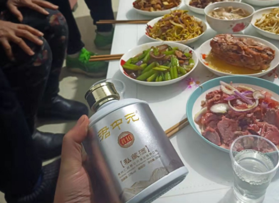 中国公认较好喝的白酒有哪些?这六款白酒进行评比测验 中国公认较好喝的白酒有哪些?这六款白酒进行评比测验