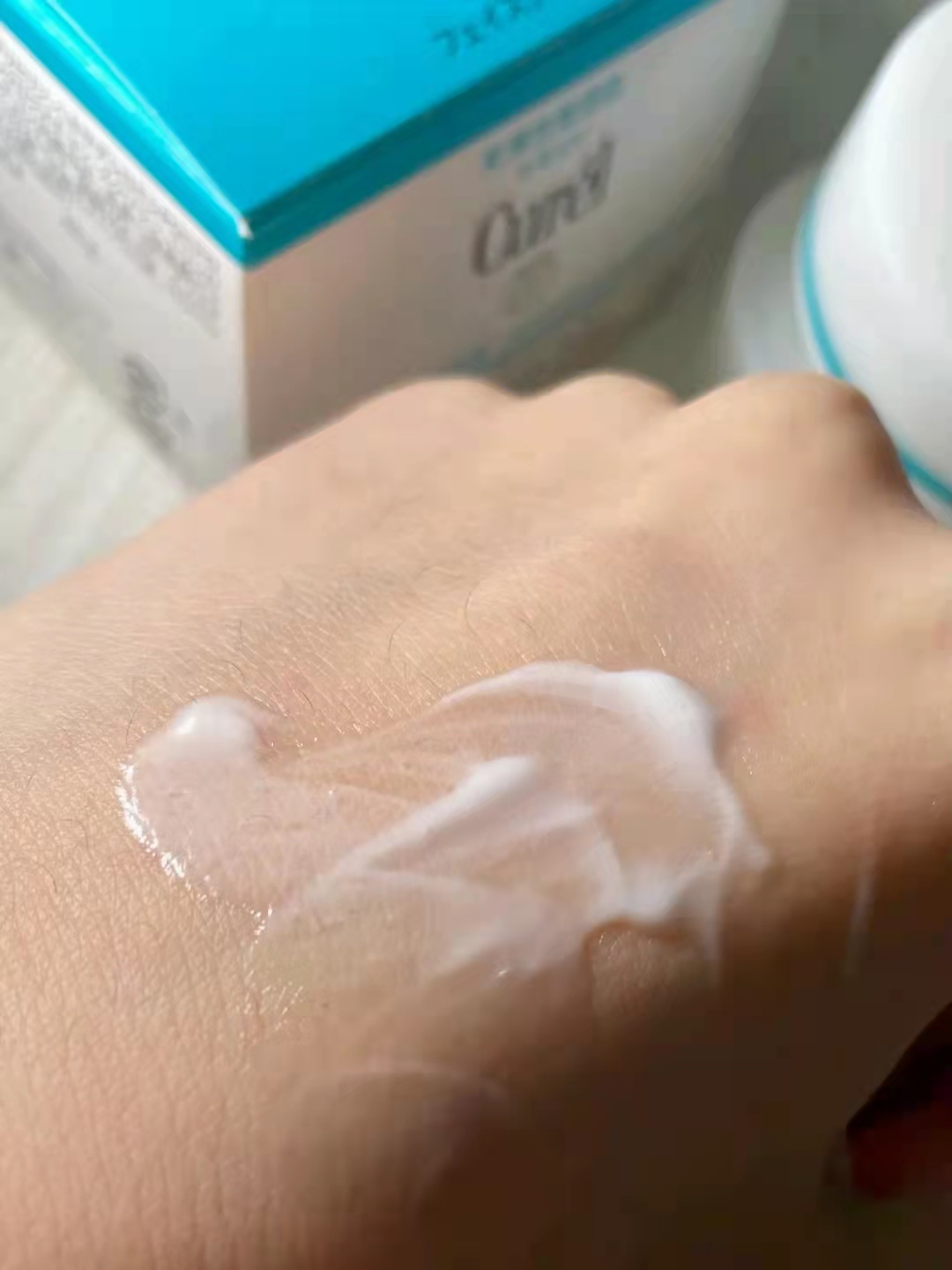 外油内干的皮肤适合哪个品牌的护肤品(适合外油内干的护肤品排行榜) 外油内干的皮肤适合哪个品牌的护肤品(适合外油内干的护肤品排行榜)