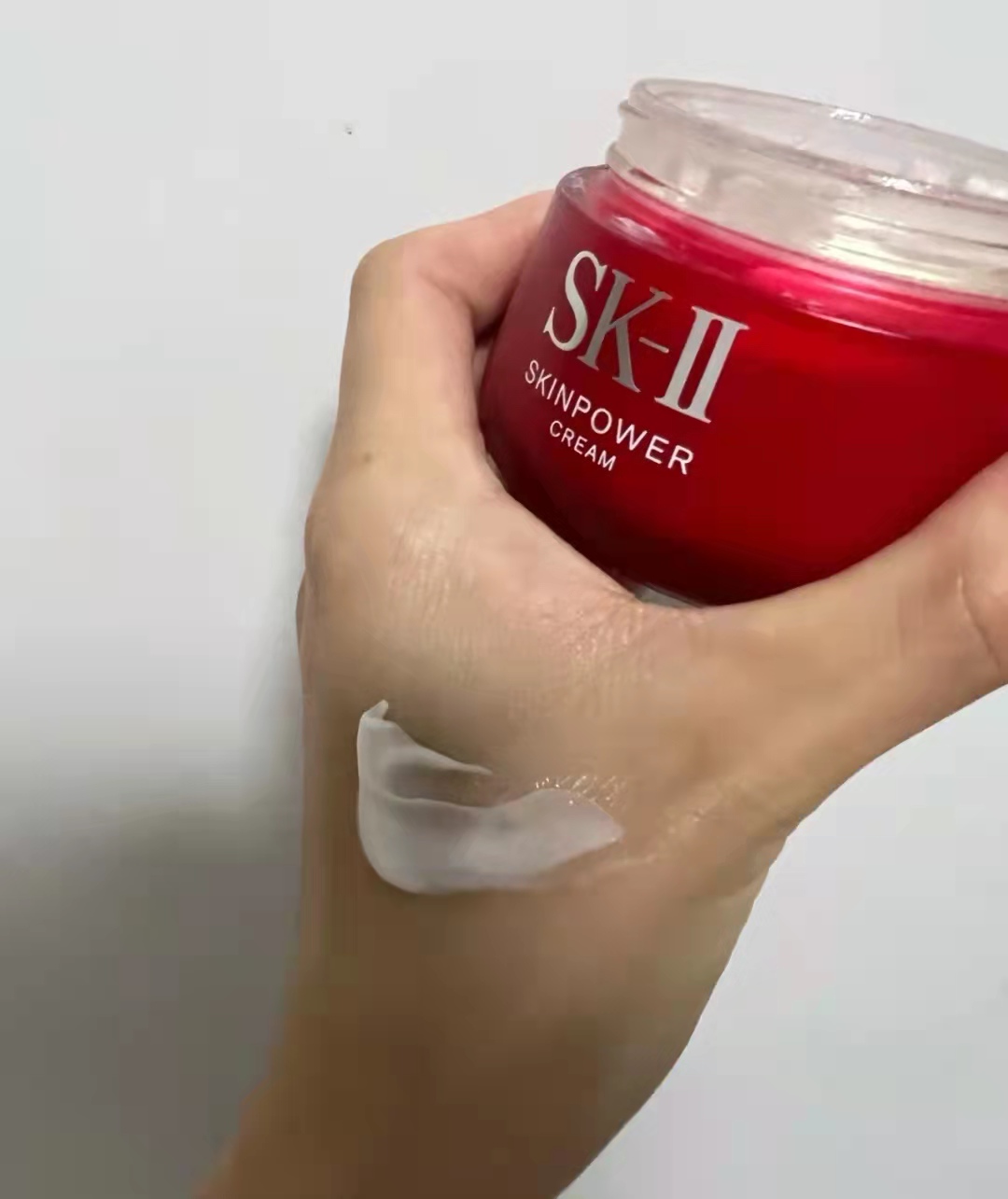 外油内干的皮肤适合哪个品牌的护肤品(适合外油内干的护肤品排行榜) 外油内干的皮肤适合哪个品牌的护肤品(适合外油内干的护肤品排行榜)