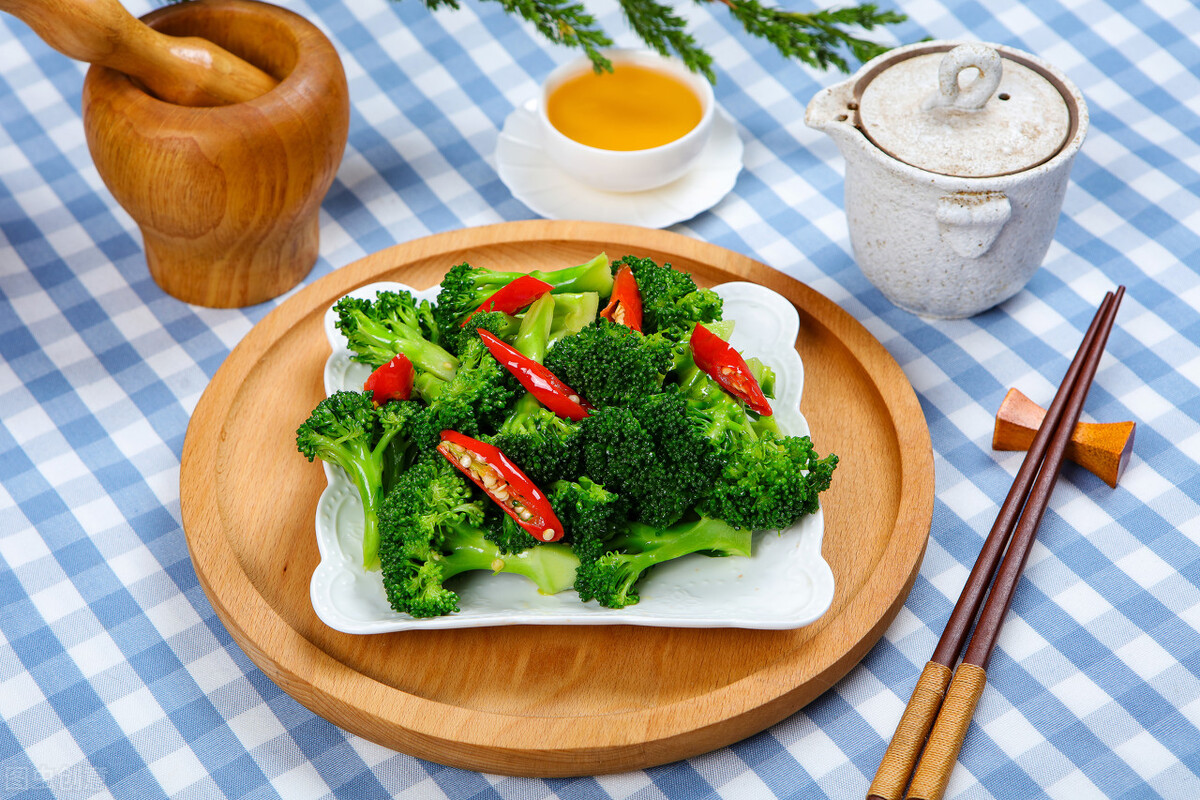 大厨如何进行烹饪的呢(烹饪常识和使用技巧) 大厨如何进行烹饪的呢(烹饪常识和使用技巧)