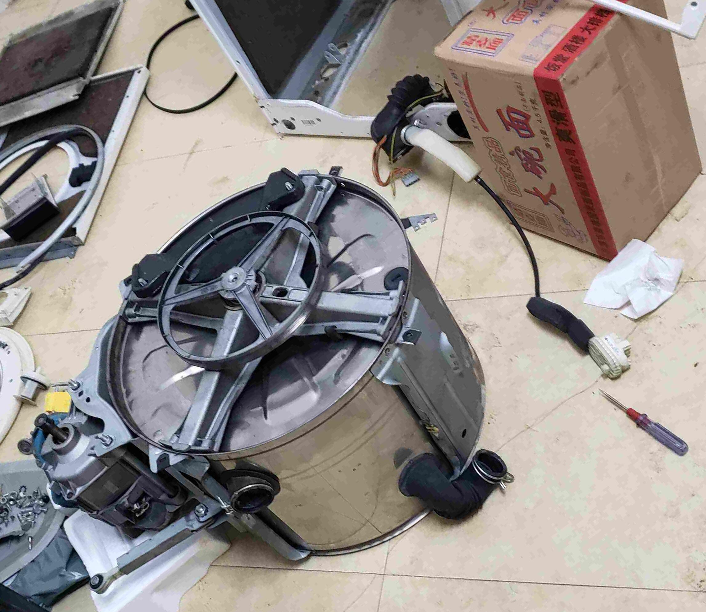 洗衣机如何摆放合适(洗衣机合适摆放可以增加寿命呢) 洗衣机如何摆放合适(洗衣机合适摆放可以增加寿命呢)