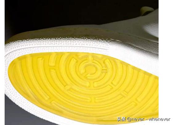 鞋底氧化发黄怎么办 鞋子氧化发黄了怎么可以洗白？