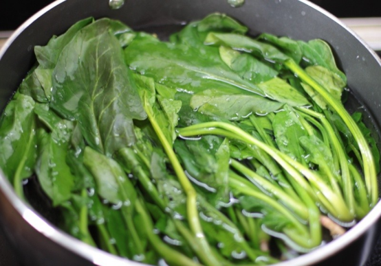春季吃什么食物比较好窍门(春季菠菜要多少这些要少吃) 春季吃什么食物比较好窍门(春季菠菜要多少这些要少吃)