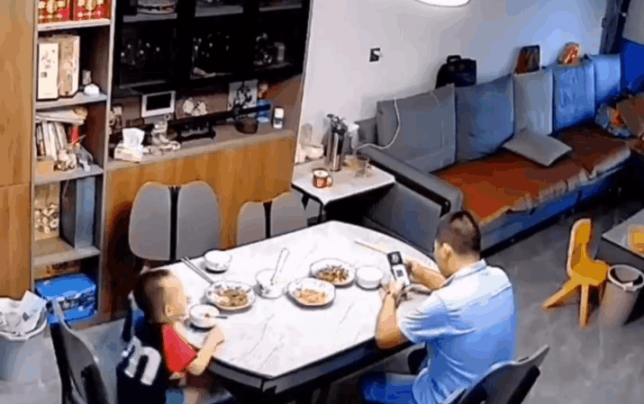 如何去选购餐桌(家用餐桌买什么样的好) 如何去选购餐桌(家用餐桌买什么样的好)