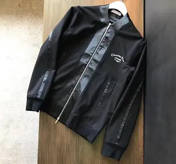 dg是迪奥吗 dg是中文名叫什么？3线服装品牌？