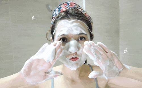 怎么用洗面奶洗脸有效果？每天洗脸能用几次洗面奶？
